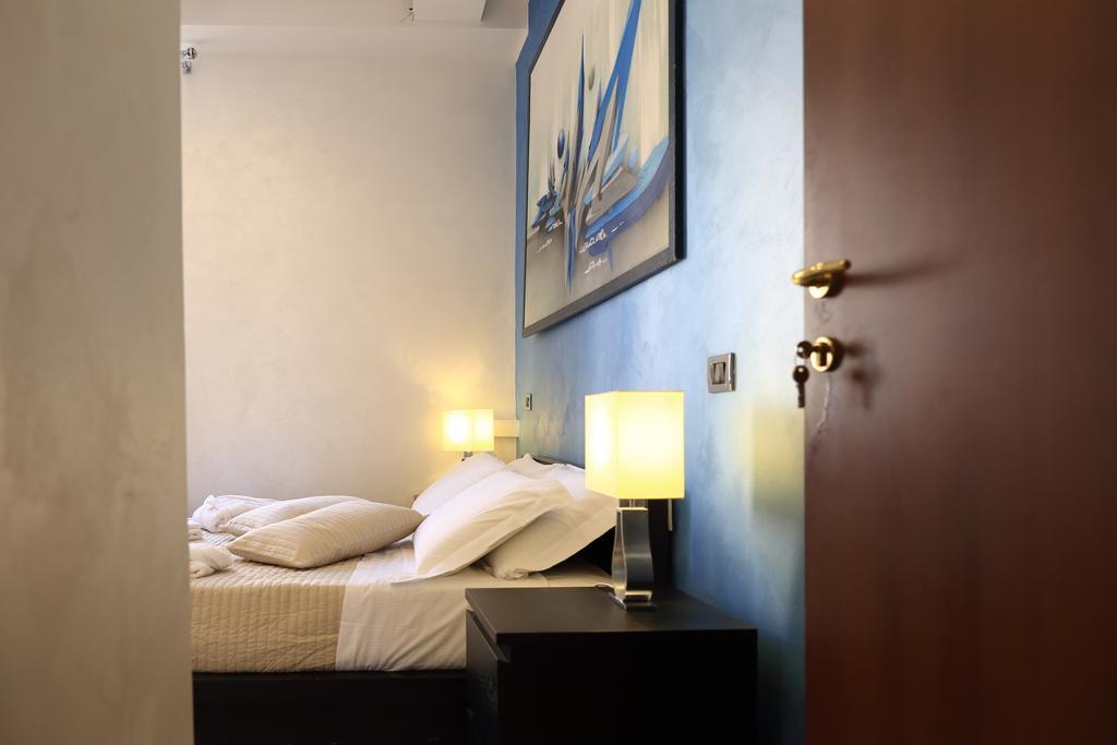 Mirko Luxury Inn Roma Exterior foto